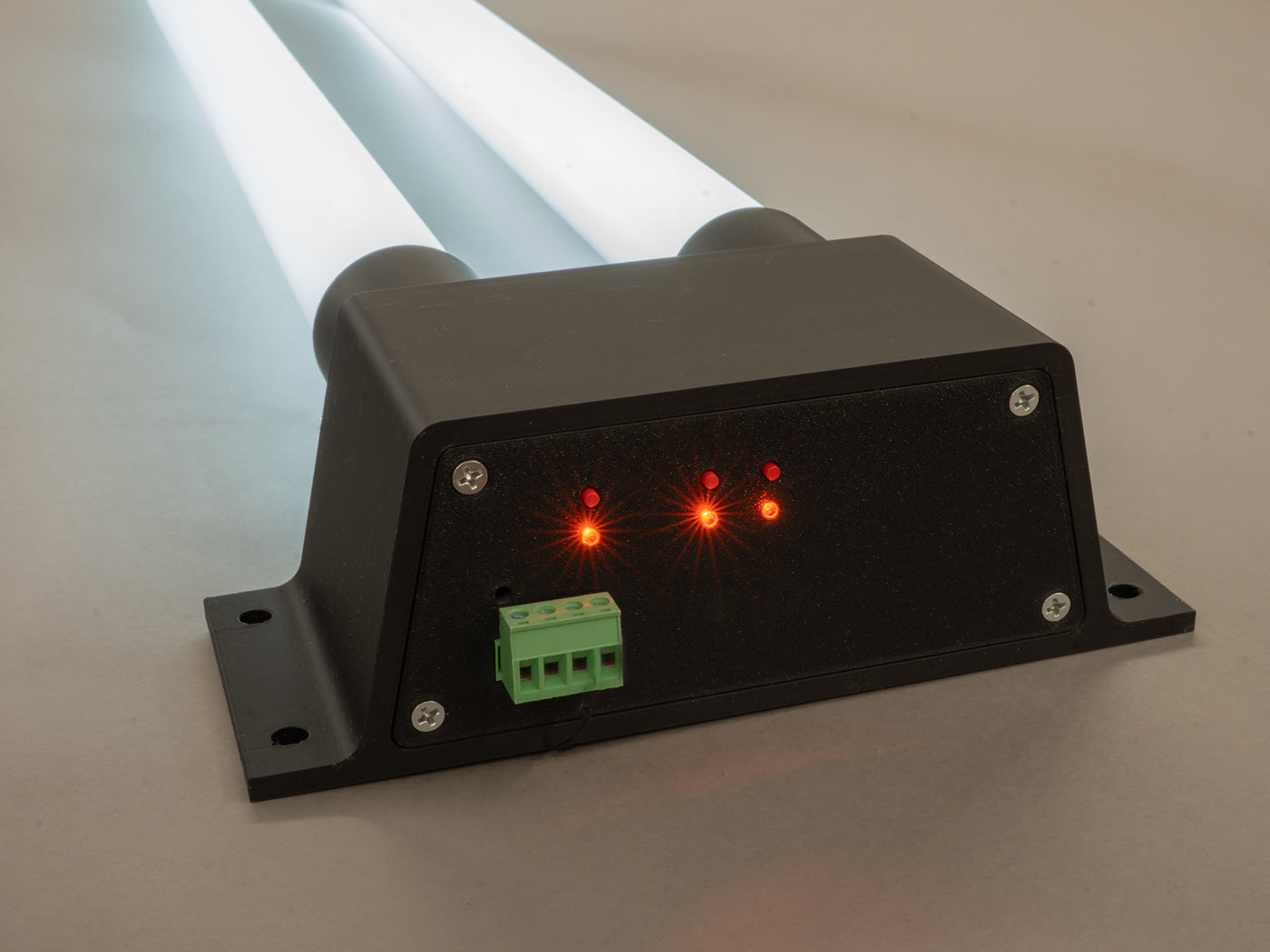 Fluoresce 2.0 LED Simulated Fluorescent Light Fixture